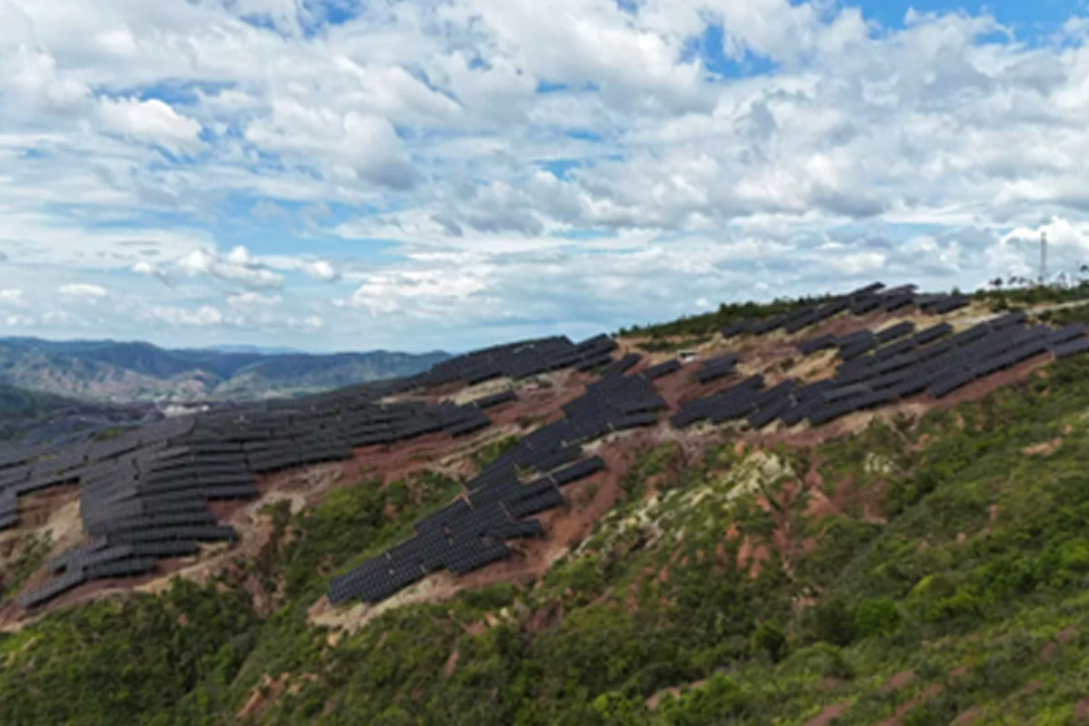 Nicaragua Solar Plant, 70MW, Single-axis Tracker 1P