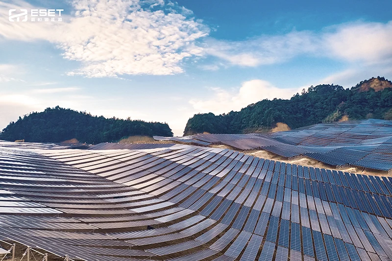 柔性支架丨让复杂山地长出清洁能源