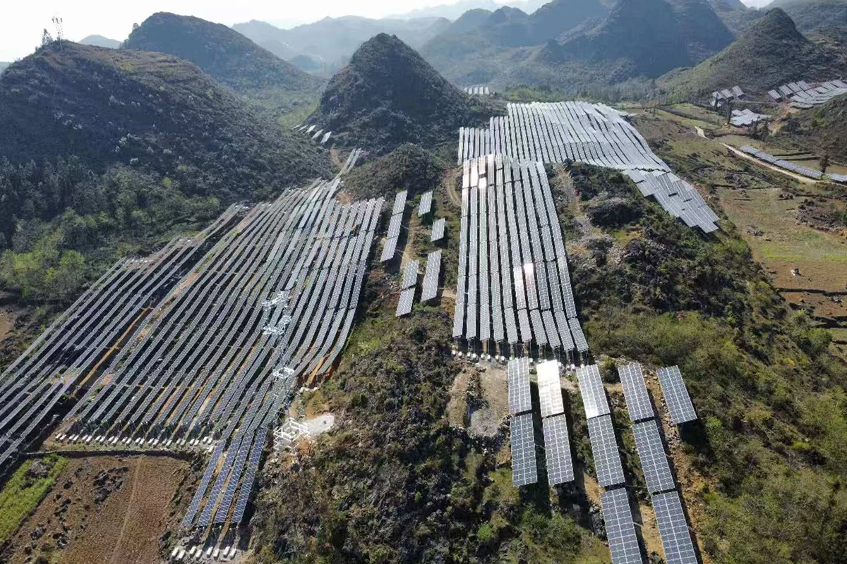 黑支果乡农光互补柔性支架光伏项目188MW